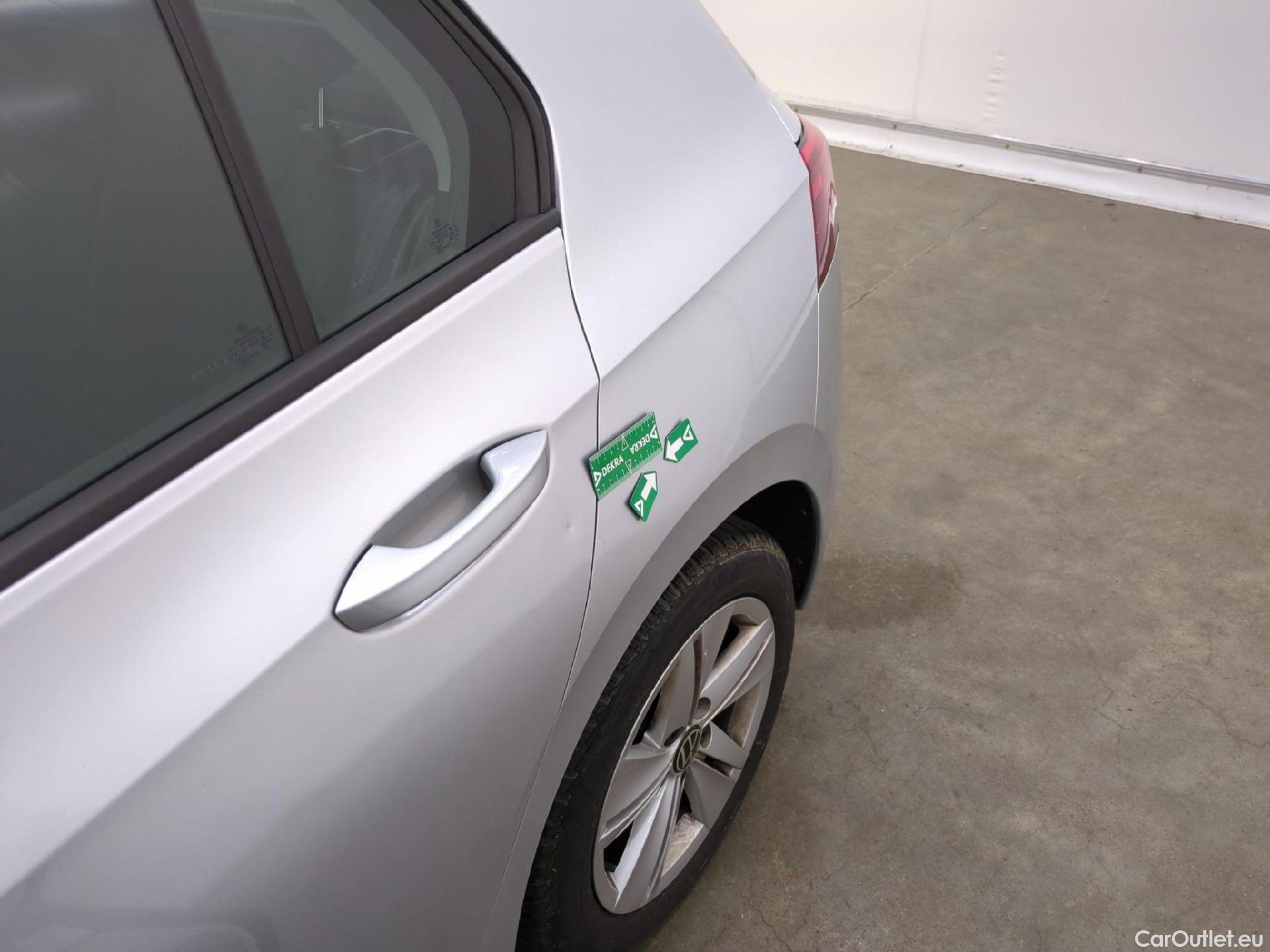  Volkswagen  Golf  VOLKSWAGEN / 2020 / 5P / Berline 2.0 TDI SCR 115 DSG7 Life Busi #25