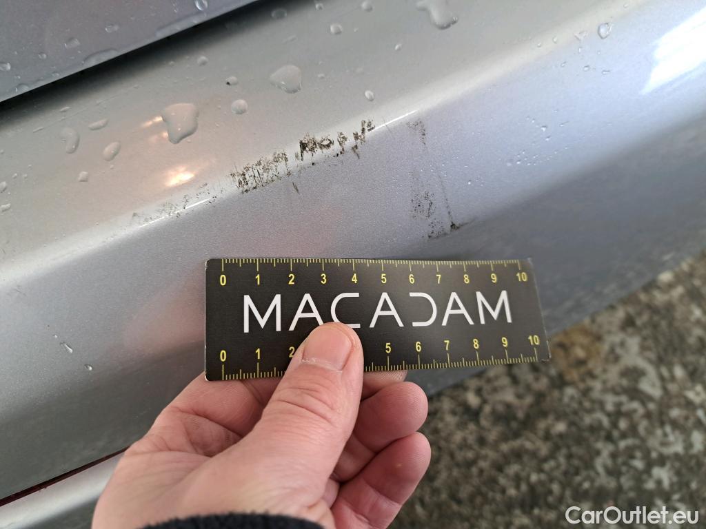  Peugeot  208  Affaire VU 5p Berline BlueHDi 100 PREMIUM #21