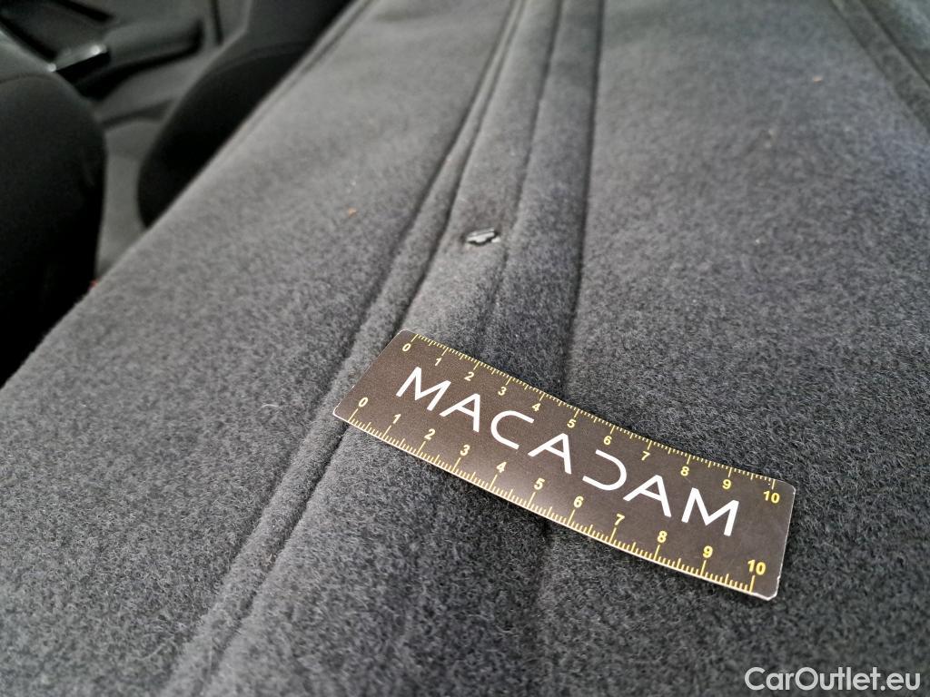  Peugeot  208  Affaire VU 5p Berline BlueHDi 100 PREMIUM #12