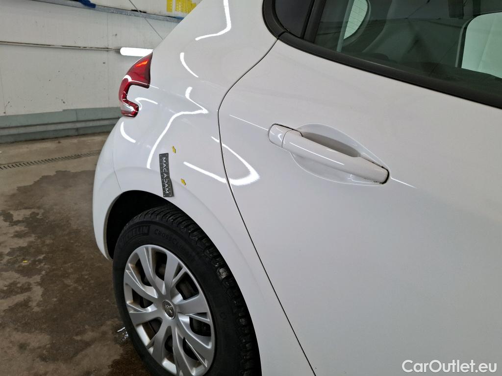  Peugeot  208  Affaire Premium Pack 1.5 HDi 100CV BVM5 E6dT #1