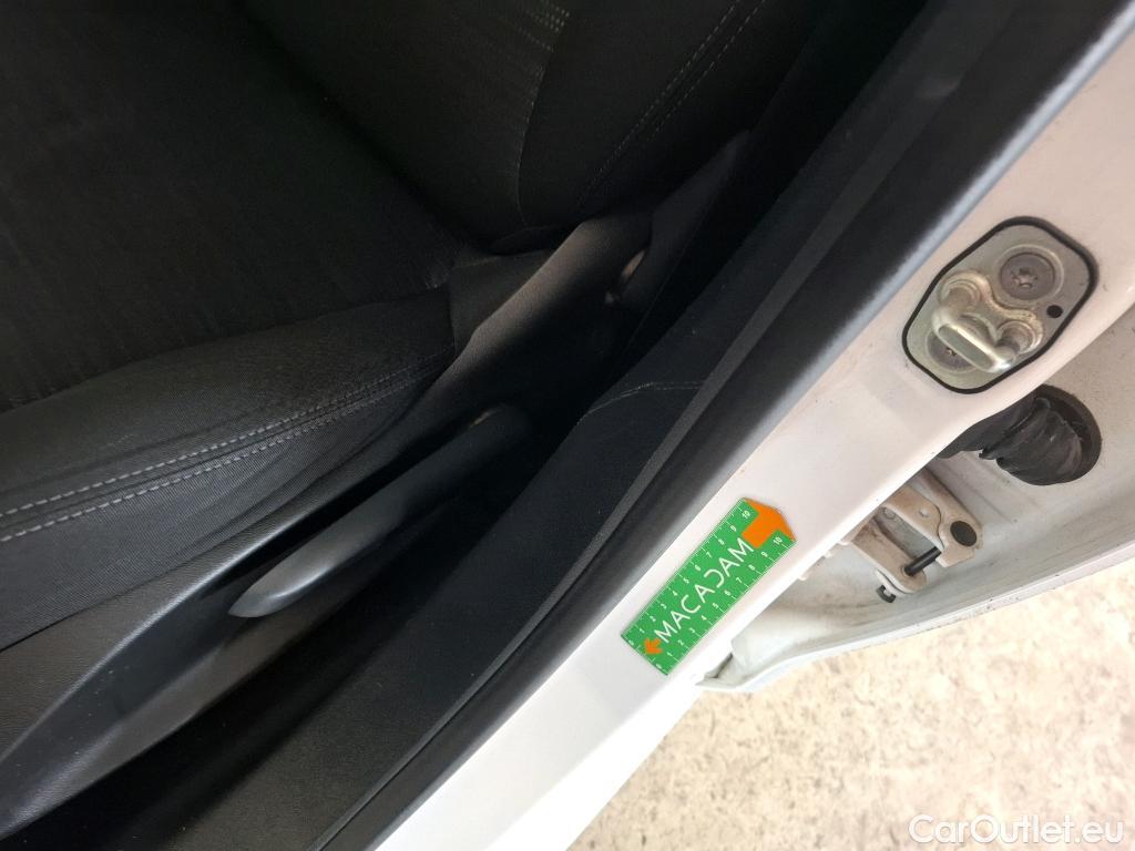  Peugeot  208  Affaire Premium Pack 1.5 HDi 100CV BVM6 E6dT #8