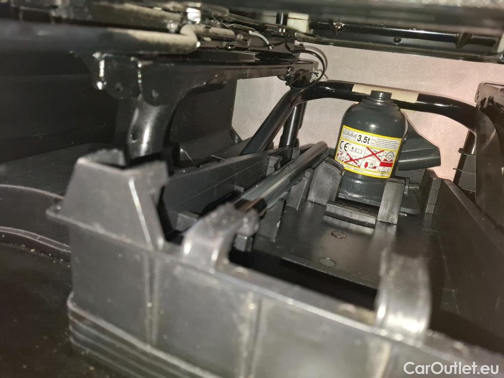  Iveco  Daily   V 35S14GA8 V/P11 H2 3520 ***GNV*** #23