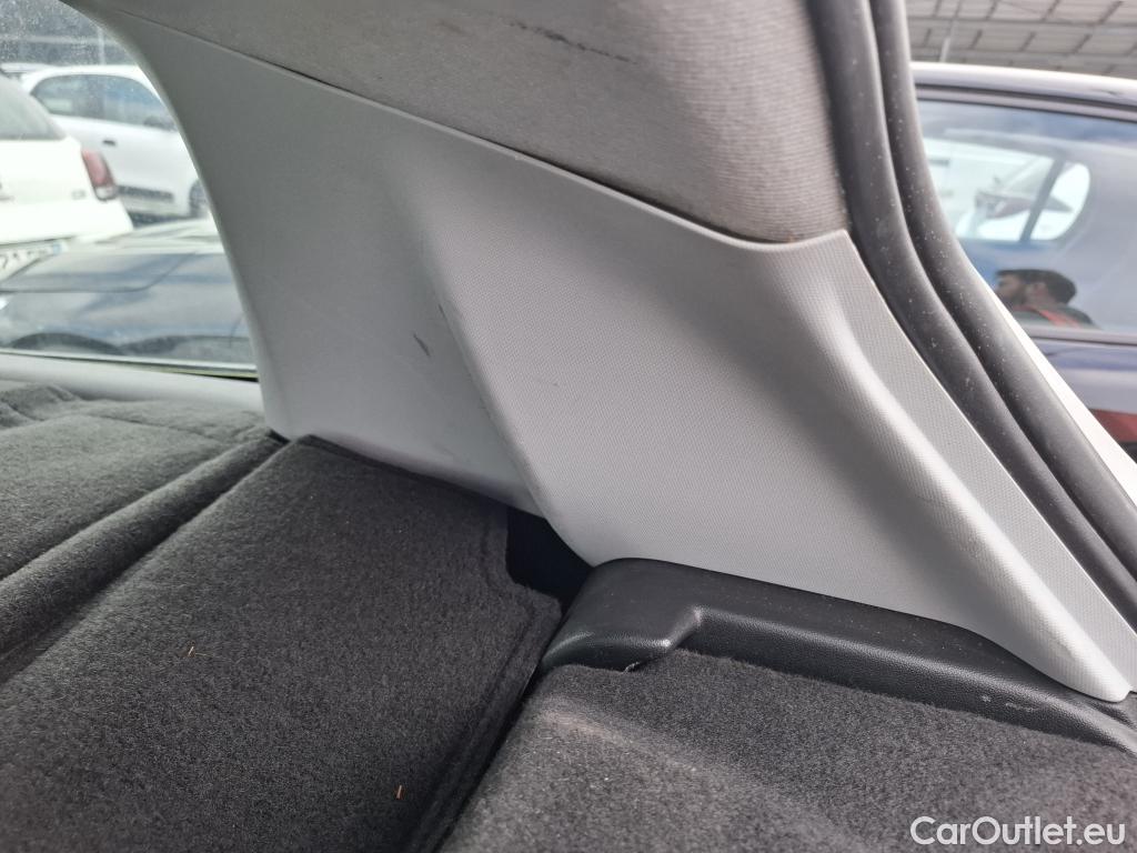  Peugeot  208  Affaire Premium Pack 1.5 HDi 100CV BVM6 E6dT #19