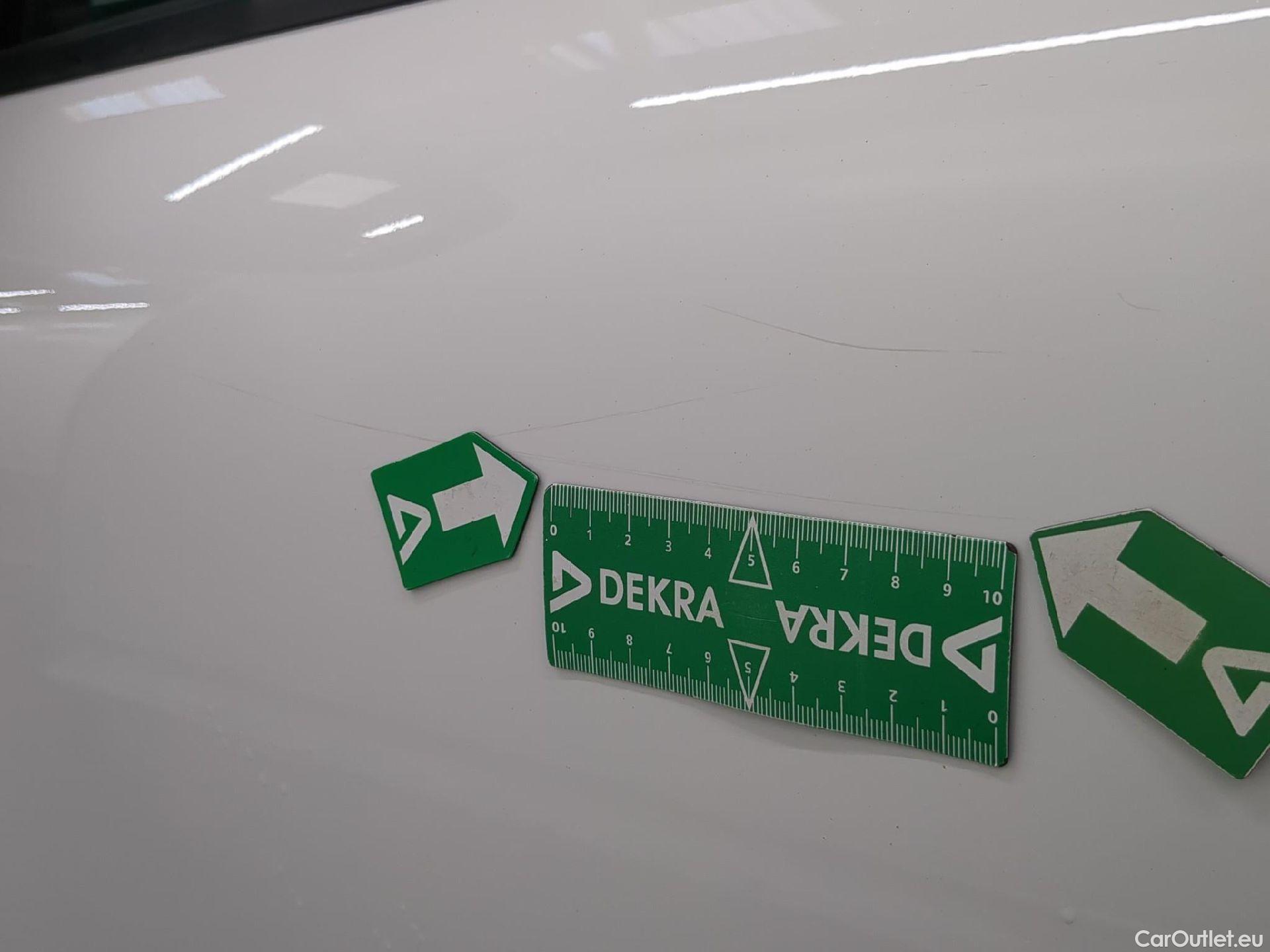  Citroen  C4 Cactus  Feel Nav Société 1.5 BlueHDi 100CV BVM6 E6d #10