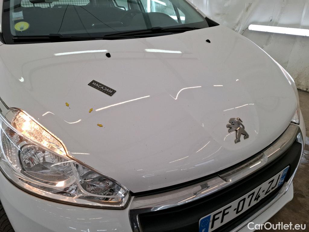  Peugeot  208  Affaire Premium Pack 1.5 HDi 100CV BVM5 E6dT #4