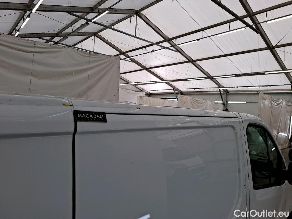  Renault  Trafic  III Fourgon L2H1 3T Grand Confort 2.0 dCi 130CV BVM6 E6d #21