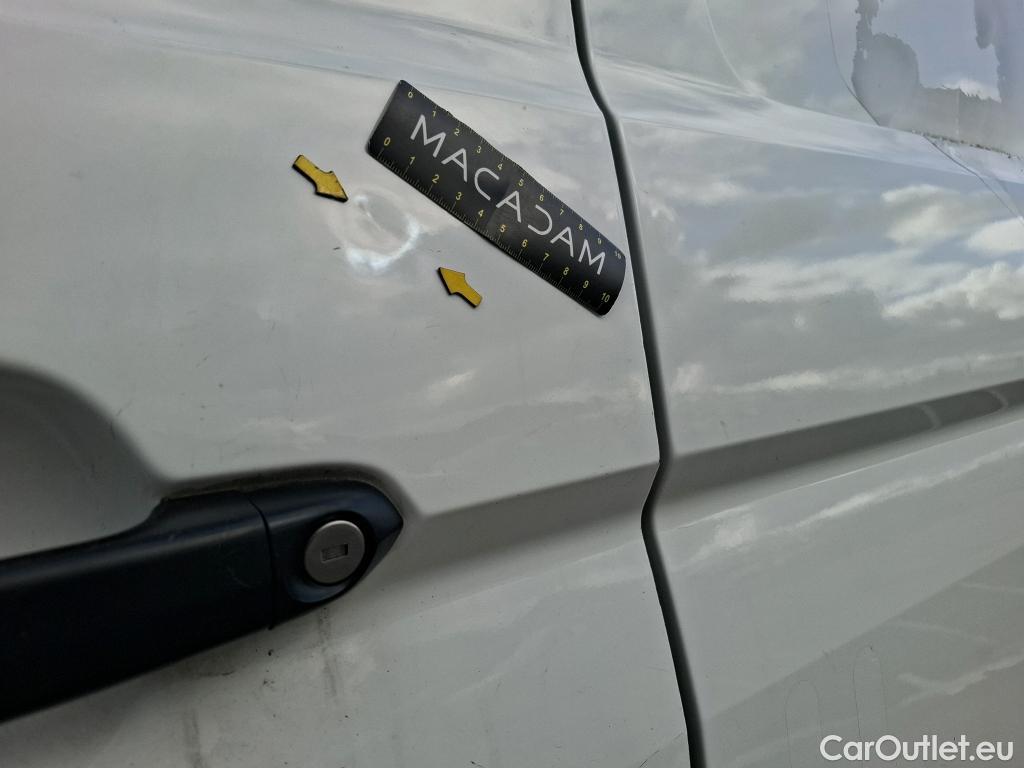  Volkswagen  Crafter  Fourgon e- 35 Fourgon mittellang Hochdach FWD 35kWh BVA #52