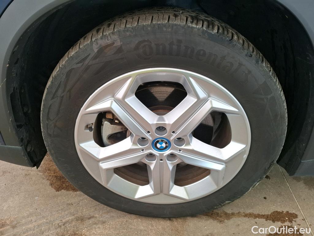  Bmw  iX 1 BMW iX1 / 2022 / 5P / SUV xDrive30 Business Design #23