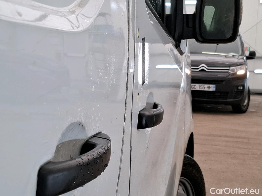  Renault  Trafic  III Fourgon L2H1 3T Grand Confort 2.0 dCi 130CV BVM6 E6d #20