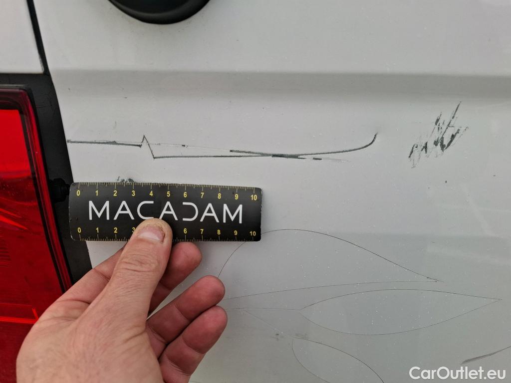  Volkswagen  Crafter  Fourgon e- 35 Fourgon mittellang Hochdach FWD 35kWh BVA #25