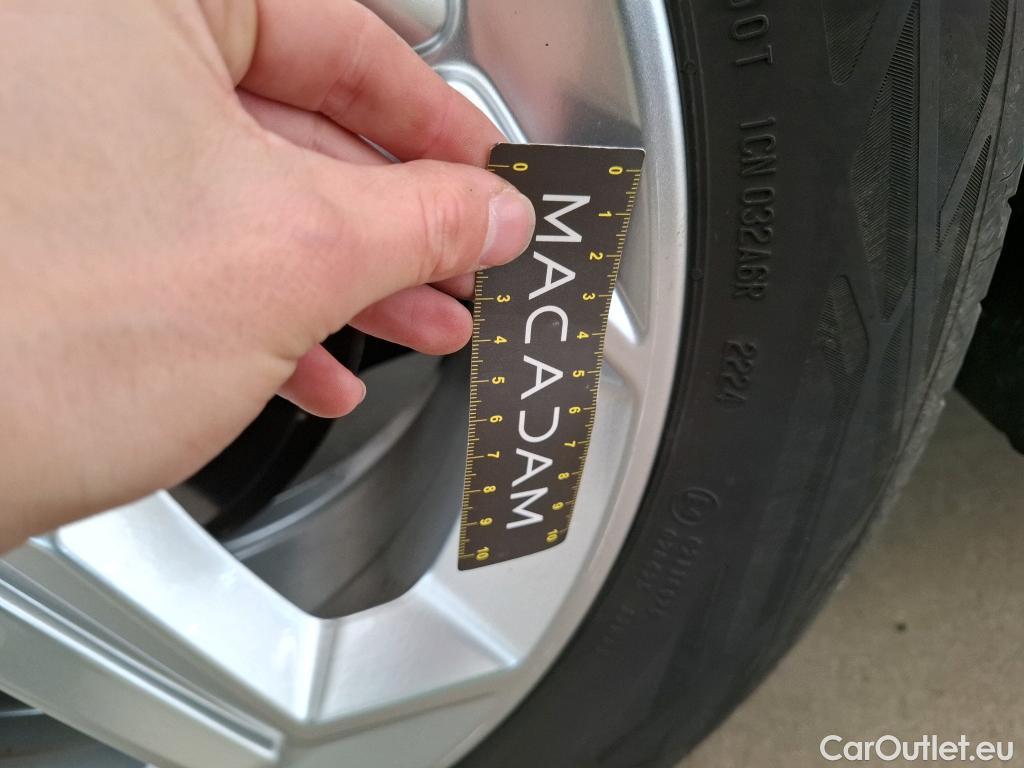  Bmw  iX 1 BMW iX1 / 2022 / 5P / SUV xDrive30 Business Design #6