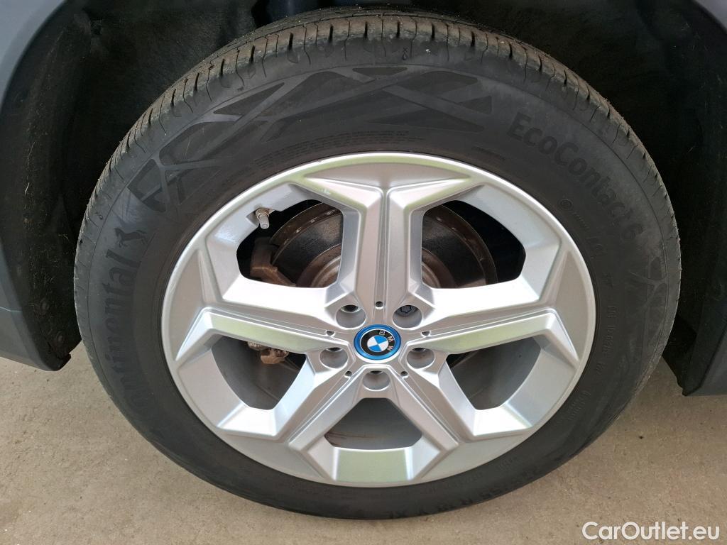  Bmw  iX 1 BMW iX1 / 2022 / 5P / SUV xDrive30 Business Design #5