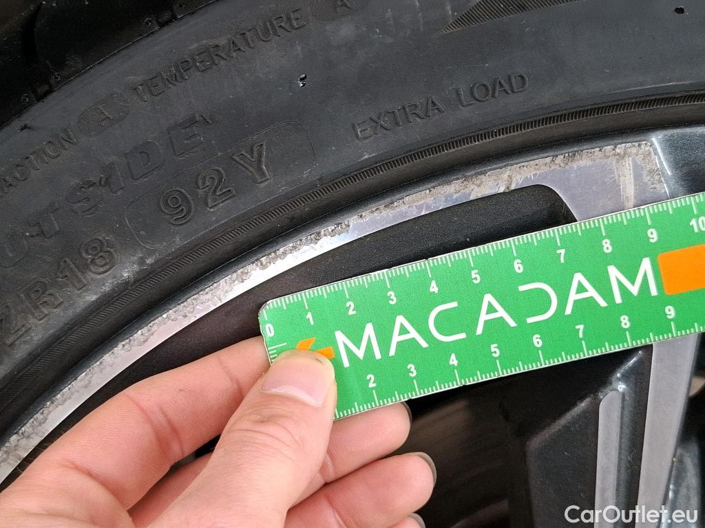  Audi  A3 AUDI  Sportback / 2020 / 5P / Berline 35 TFSI 150 MHEV S Tronic S Line #52