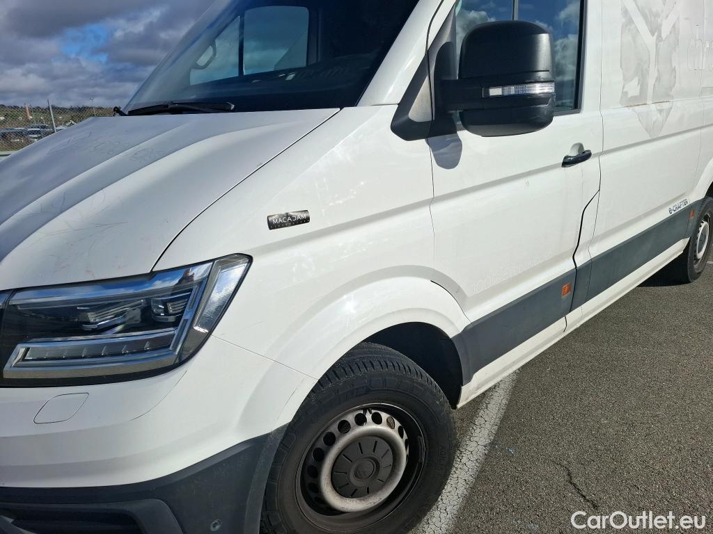  Volkswagen  Crafter  Fourgon e- 35 Fourgon mittellang Hochdach FWD 35kWh BVA #72