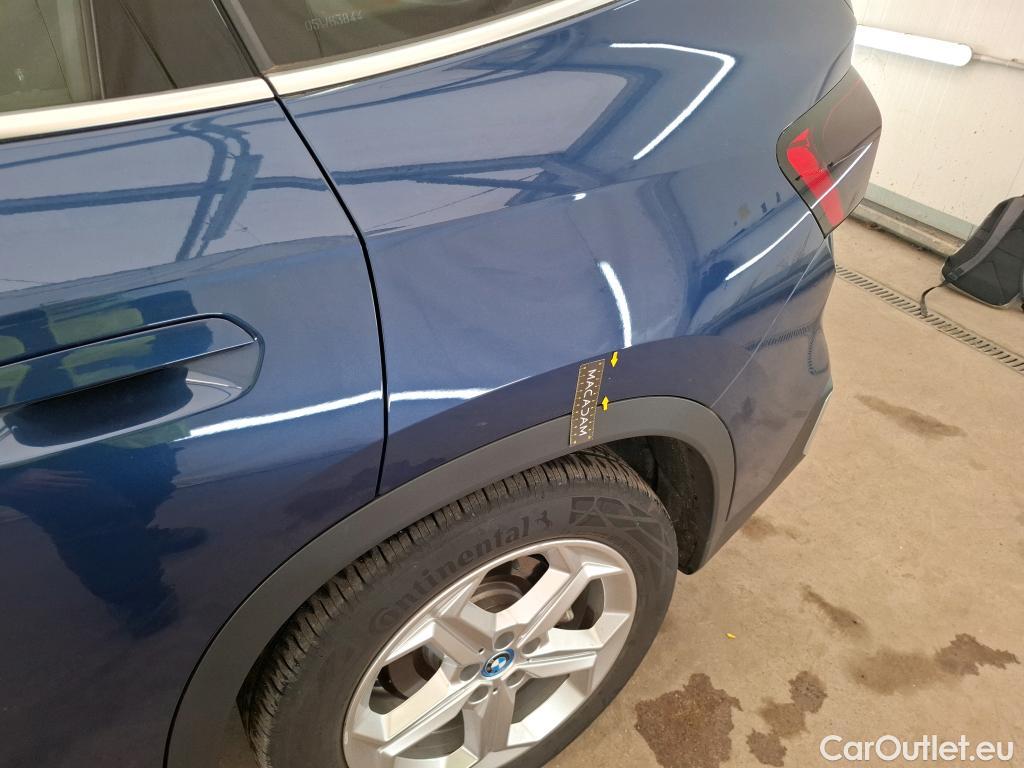  Bmw  iX 1 BMW iX1 / 2022 / 5P / SUV xDrive30 Business Design #1