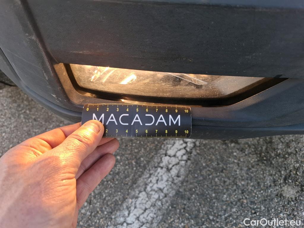  Volkswagen  Crafter  Fourgon e- 35 Fourgon mittellang Hochdach FWD 35kWh BVA #96