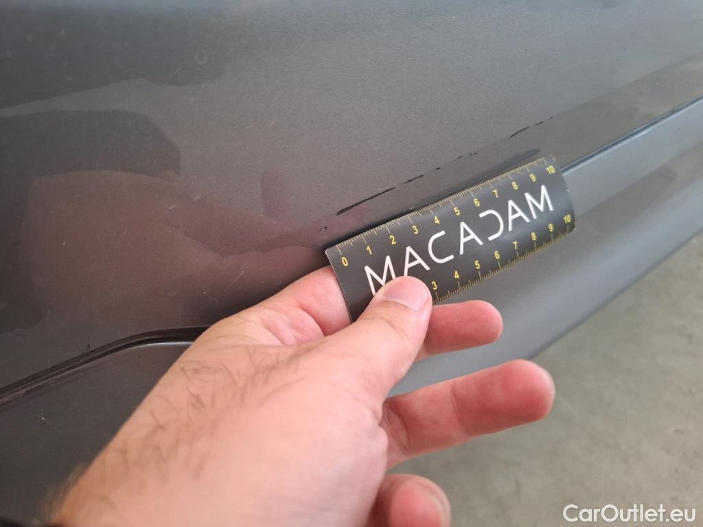  Bmw  Serie 1 BMW Série 1 / 2019 / 5P / Berline 116d DKG7 Business Design #8