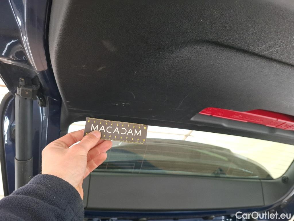  Bmw  iX 1 BMW iX1 / 2022 / 5P / SUV xDrive30 Business Design #13