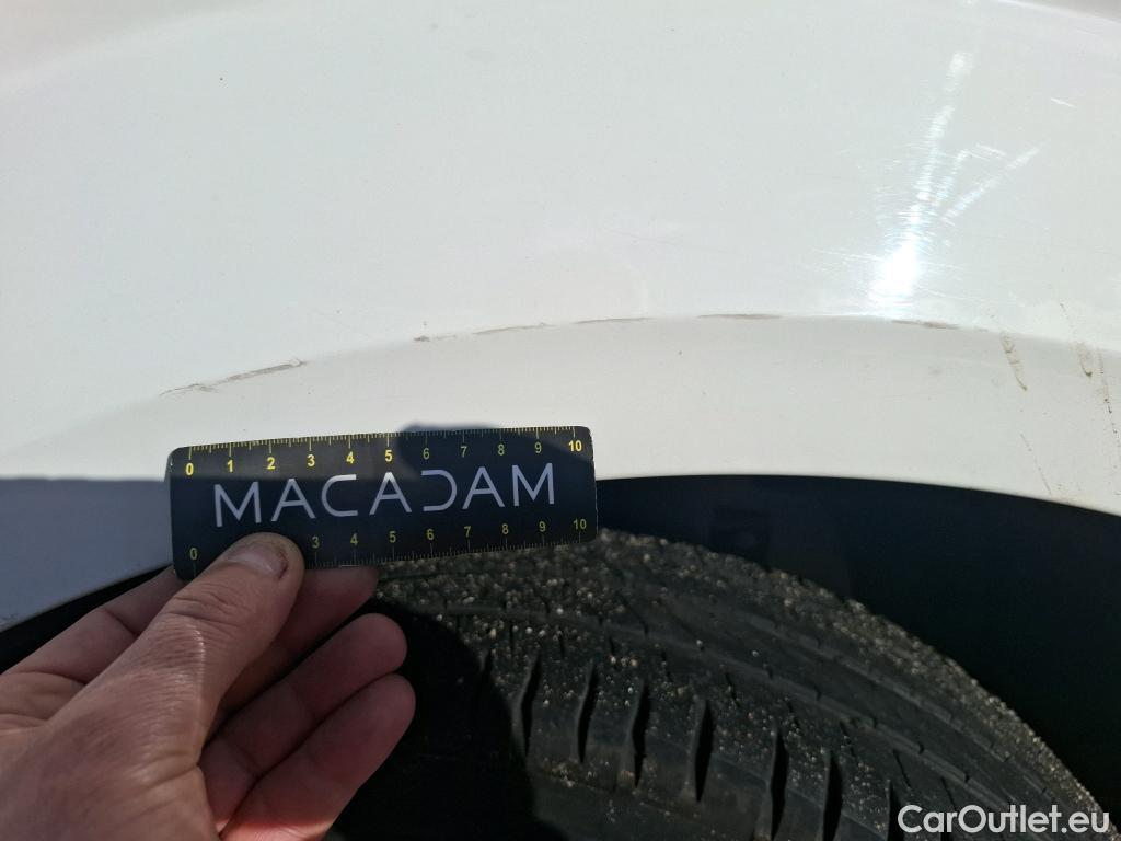  Volkswagen  Crafter  Fourgon e- 35 Fourgon mittellang Hochdach FWD 35kWh BVA #75