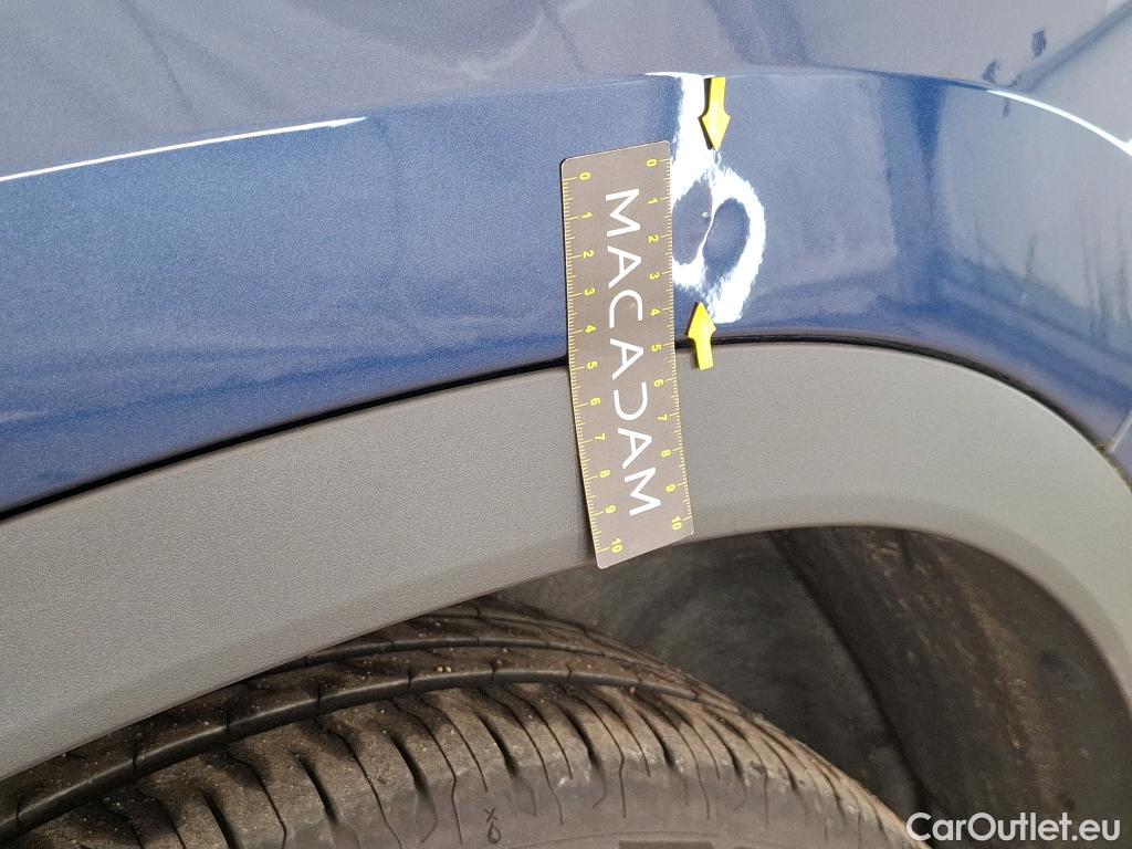  Bmw  iX 1 BMW iX1 / 2022 / 5P / SUV xDrive30 Business Design #3