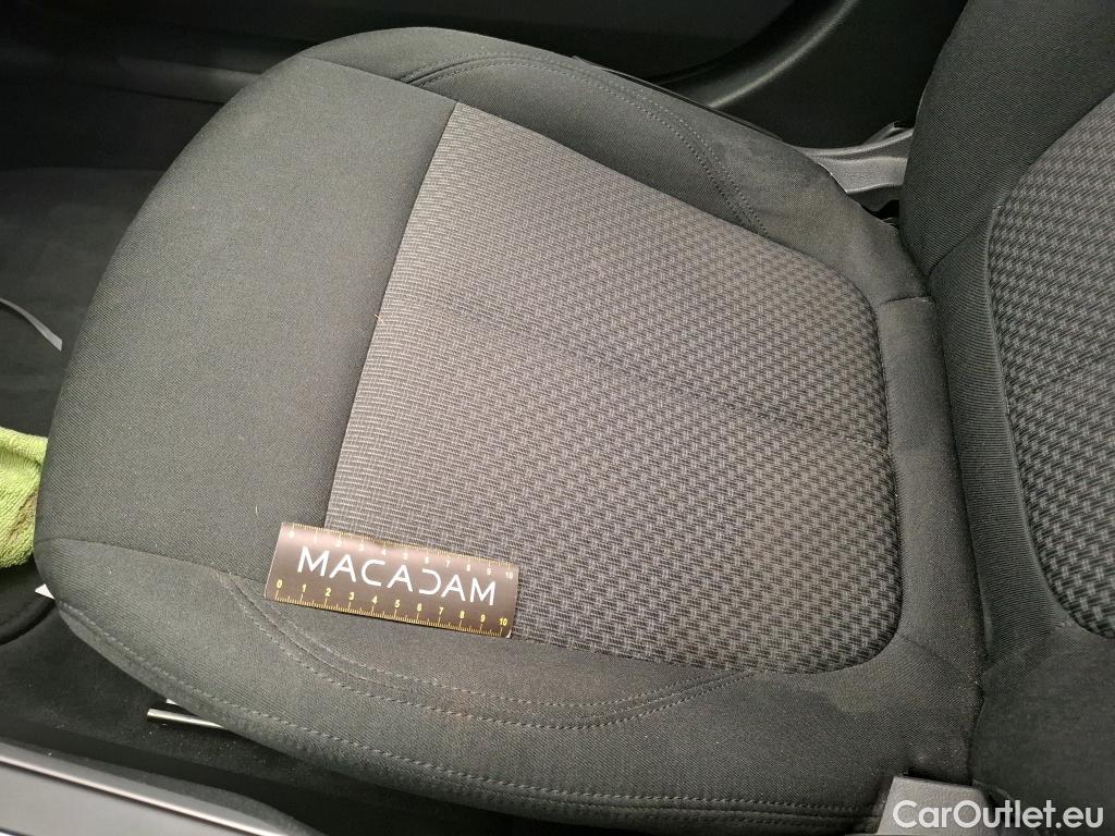  Bmw  Serie 1 BMW Série 1 / 2019 / 5P / Berline 116d DKG7 Business Design #13