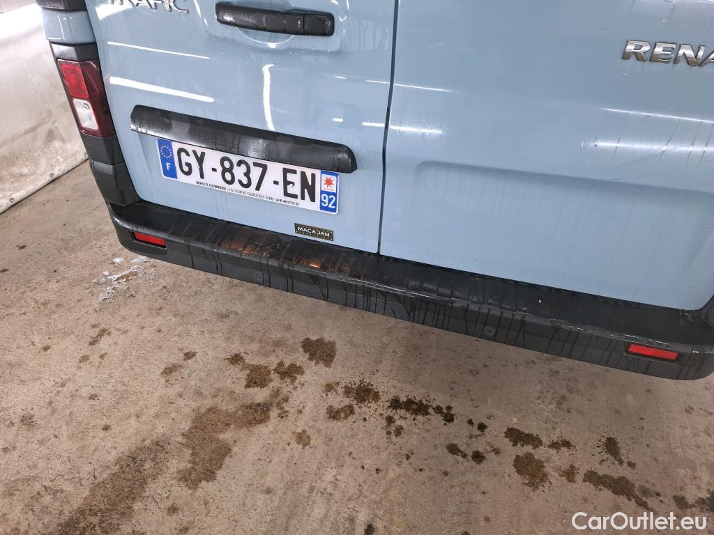  Renault  Trafic RENAULT  / 2021 / 4P / Fourgon tôlé FG L1H1 2T8 advance Blue dCi 110 - 24 #1