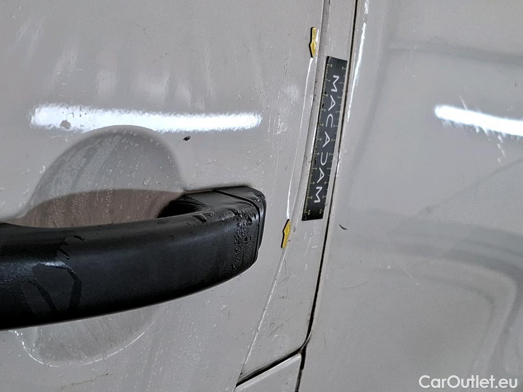  Renault  Trafic  III Fourgon L2H1 3T Grand Confort 2.0 dCi 130CV BVM6 E6d #6