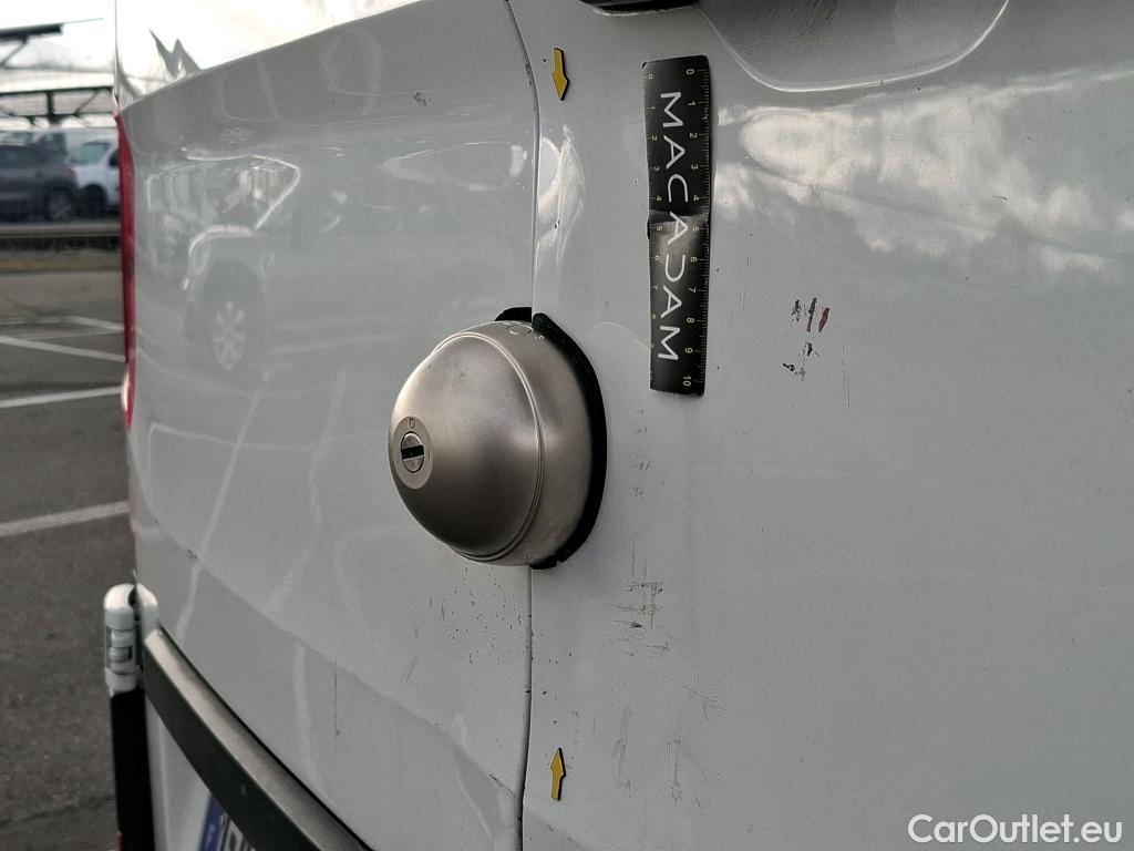  Volkswagen  Crafter  Fourgon e- 35 Fourgon mittellang Hochdach FWD 35kWh BVA #5