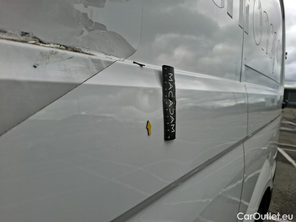  Volkswagen  Crafter  Fourgon e- 35 Fourgon mittellang Hochdach FWD 35kWh BVA #92