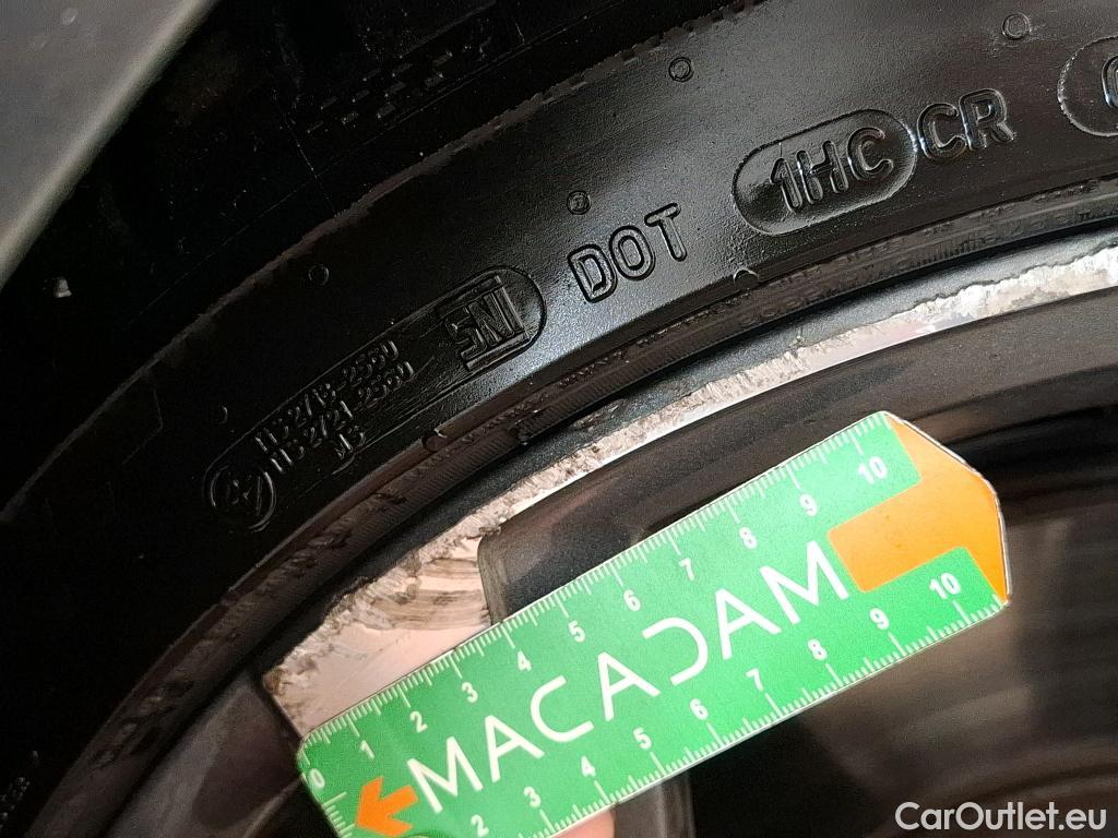  Audi  A3 AUDI  Sportback / 2020 / 5P / Berline 35 TFSI 150 MHEV S Tronic S Line #19