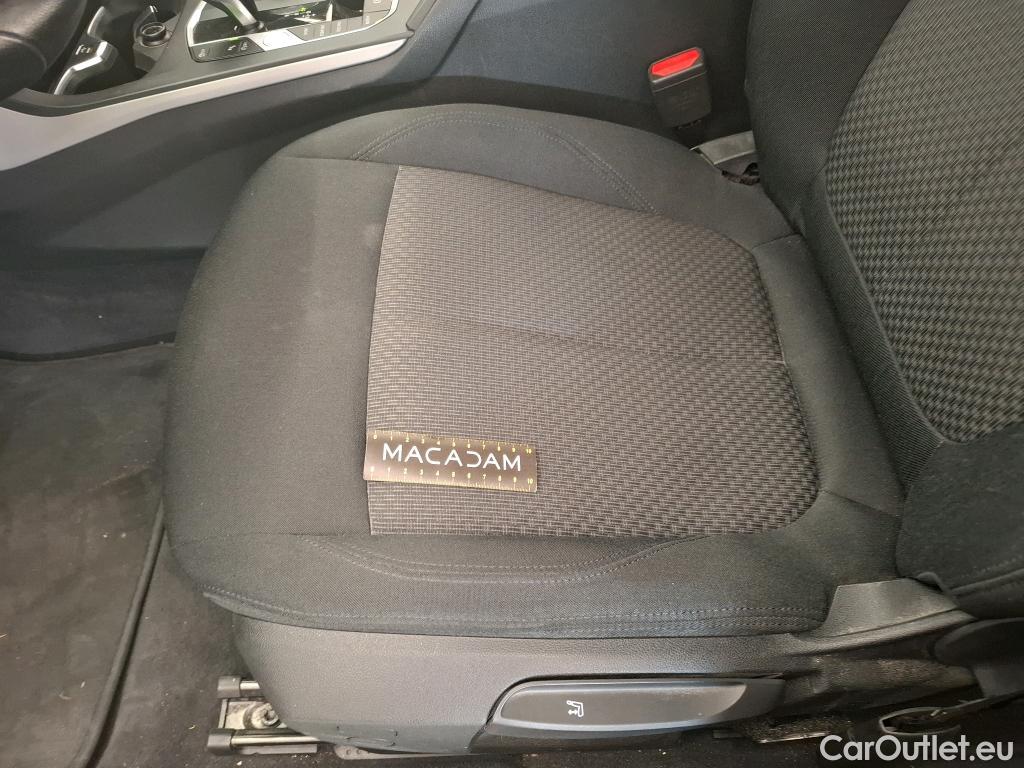  Bmw  Serie 1 BMW Série 1 / 2019 / 5P / Berline 116d DKG7 Business Design #14