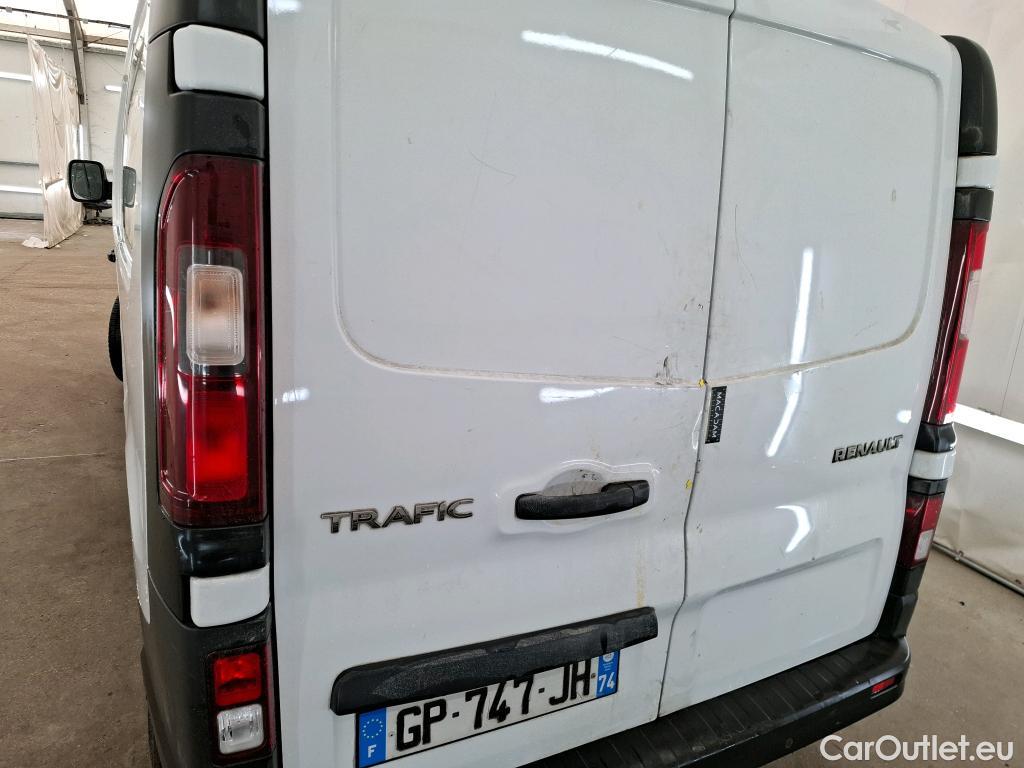  Renault  Trafic  III Fourgon L2H1 3T Grand Confort 2.0 dCi 130CV BVM6 E6d #16
