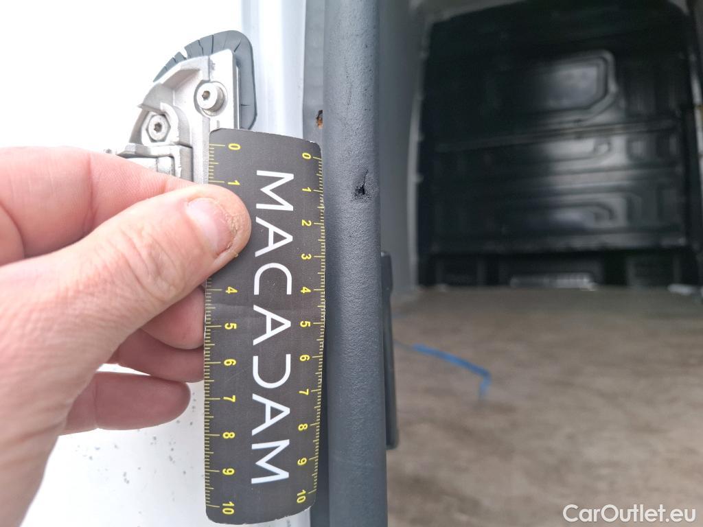  Volkswagen  Crafter  Fourgon e- 35 Fourgon mittellang Hochdach FWD 35kWh BVA #111