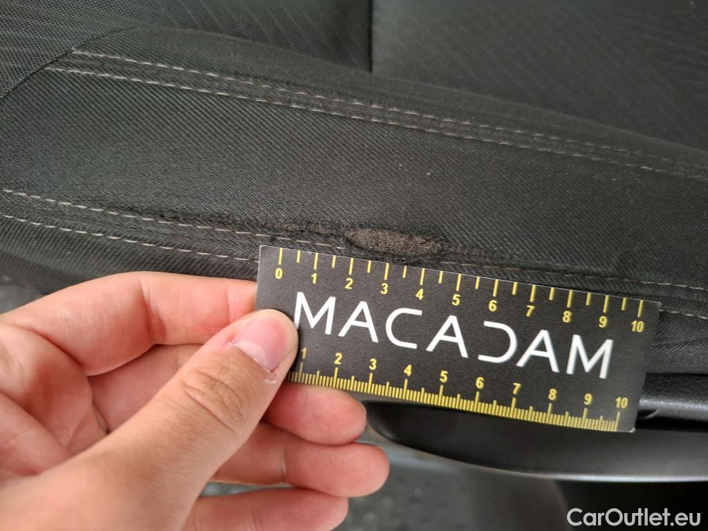  Renault  Trafic  III Fourgon L2H1 3T Grand Confort 2.0 dCi 130CV BVM6 E6d #12