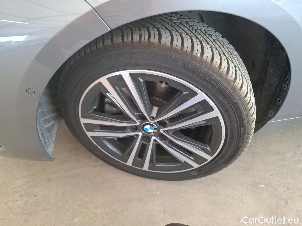  Bmw  Serie 1 BMW Série 1 / 2019 / 5P / Berline 116d DKG7 Business Design #16