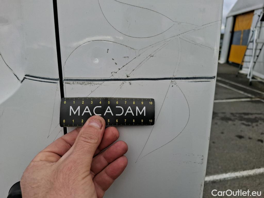  Volkswagen  Crafter  Fourgon e- 35 Fourgon mittellang Hochdach FWD 35kWh BVA #90