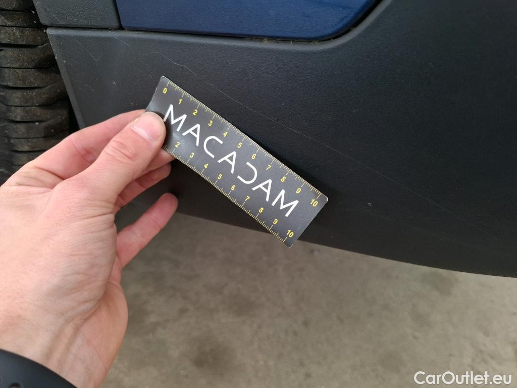  Bmw  iX 1 BMW iX1 / 2022 / 5P / SUV xDrive30 Business Design #40