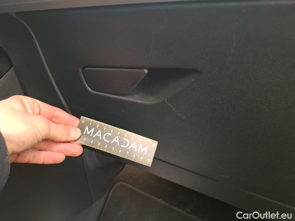  Bmw  iX 1 BMW iX1 / 2022 / 5P / SUV xDrive30 Business Design #10