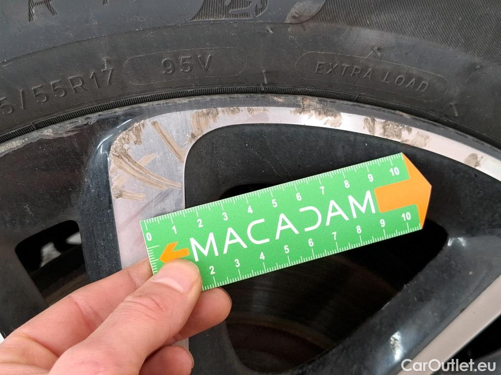  Citroen  C4 Grand Picasso /Spacetourer Shine 1.5 BlueHDi 130CV BVA8 E6d Vo Repeint en Rouge / Teinte SIV Blanc Banquise. #22