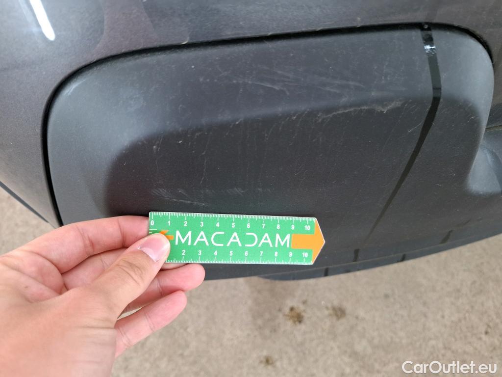  Citroen  C3  Feel Pack 1.2 PureTech 80CV BVM5 E6d #3