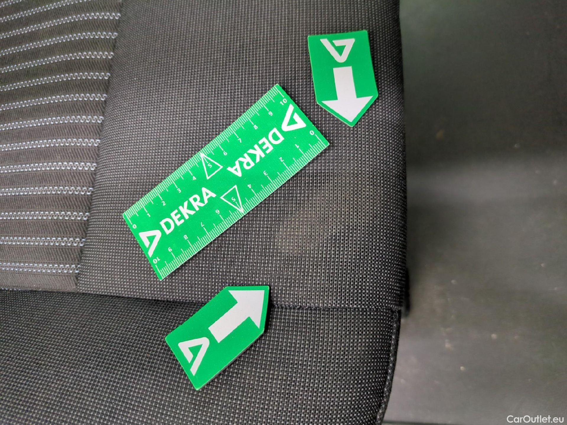  Ford  Transit  Custom/Tourneo Custom Combi 310 L1 Trend 2.0 TDCi 130CV BVM6 E6 #4