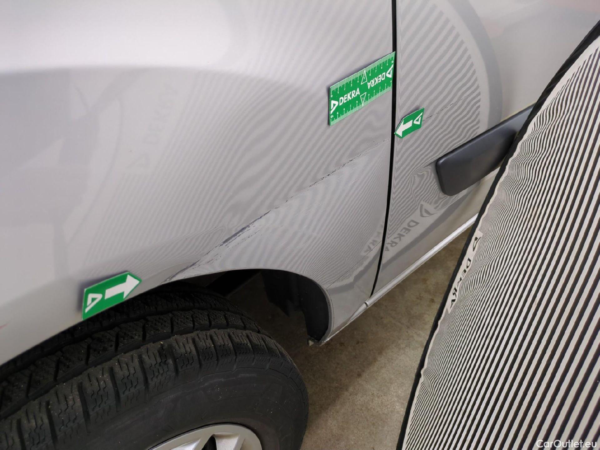  Ford  Transit  Custom/Tourneo Custom Combi 310 L1 Trend 2.0 TDCi 130CV BVM6 E6 #15