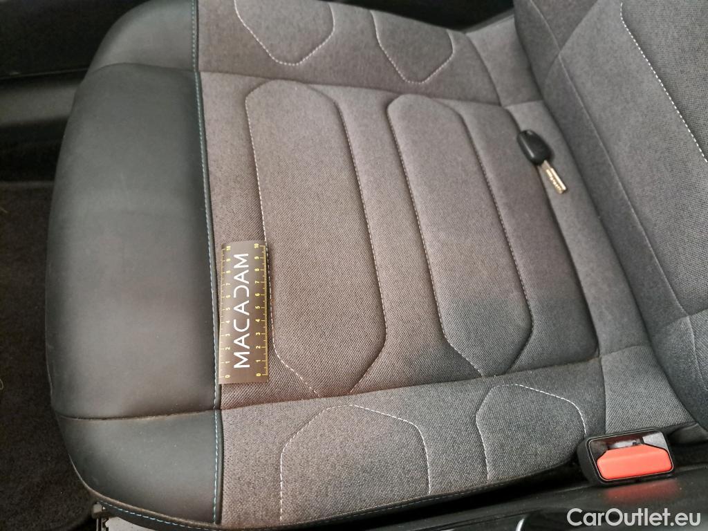  Citroen  C4 CITROEN  X / 2022 / 4P / Berline PureTech 130 S&S EAT8 Feel Pack #6