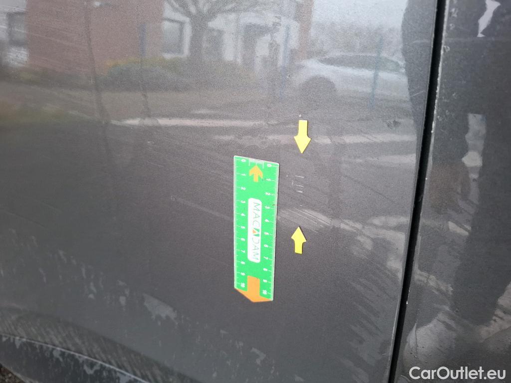  Citroen  C4 CITROEN  / 2020 / 5P / Berline PureTech 130 S&S EAT8 Shine #56