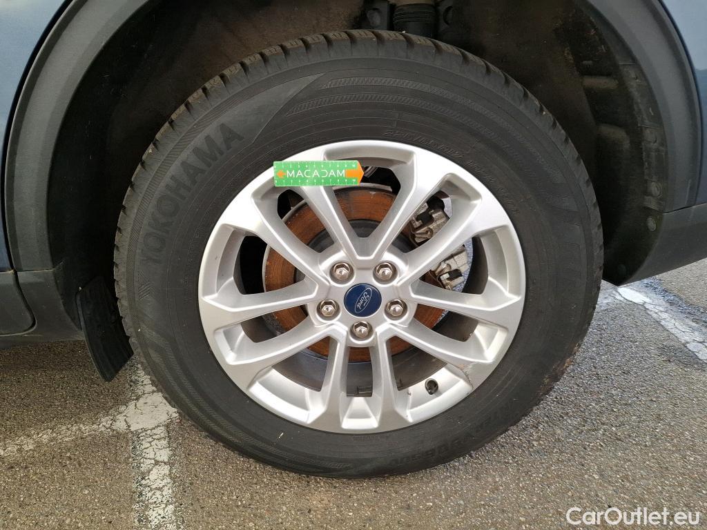  Ford  Kuga  Titanium Hybrid 2.5 190CV BVA6 E6dT #33