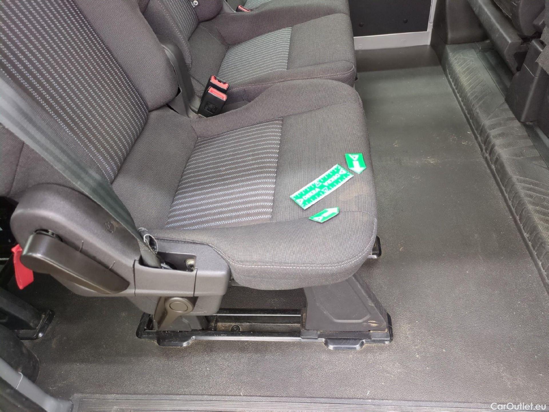  Ford  Transit  Custom/Tourneo Custom Combi 310 L1 Trend 2.0 TDCi 130CV BVM6 E6 #3