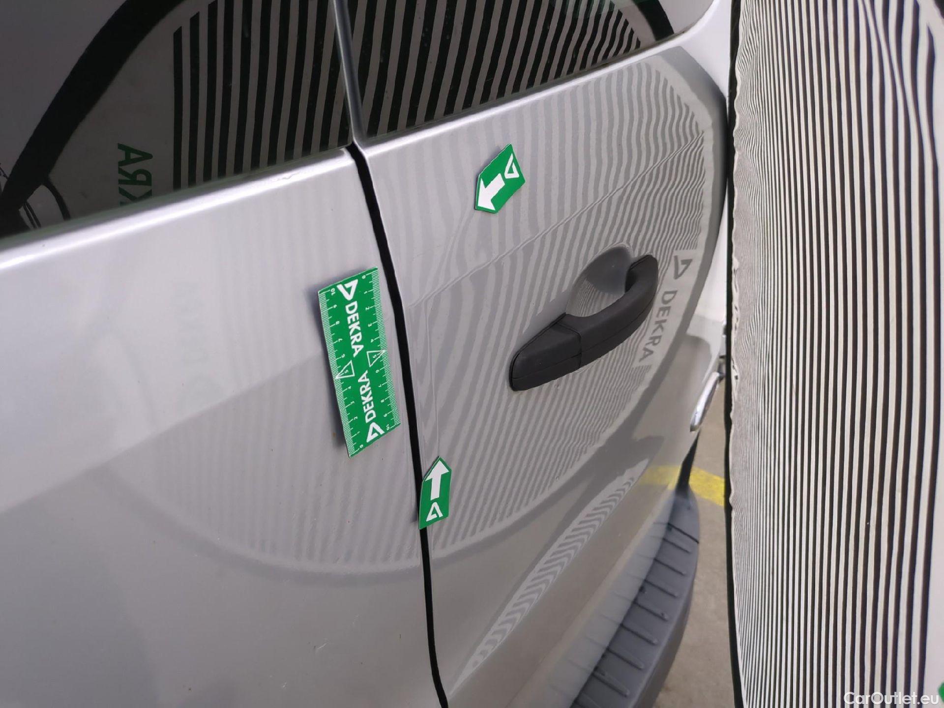  Ford  Transit  Custom/Tourneo Custom Combi 310 L1 Trend 2.0 TDCi 130CV BVM6 E6 #26