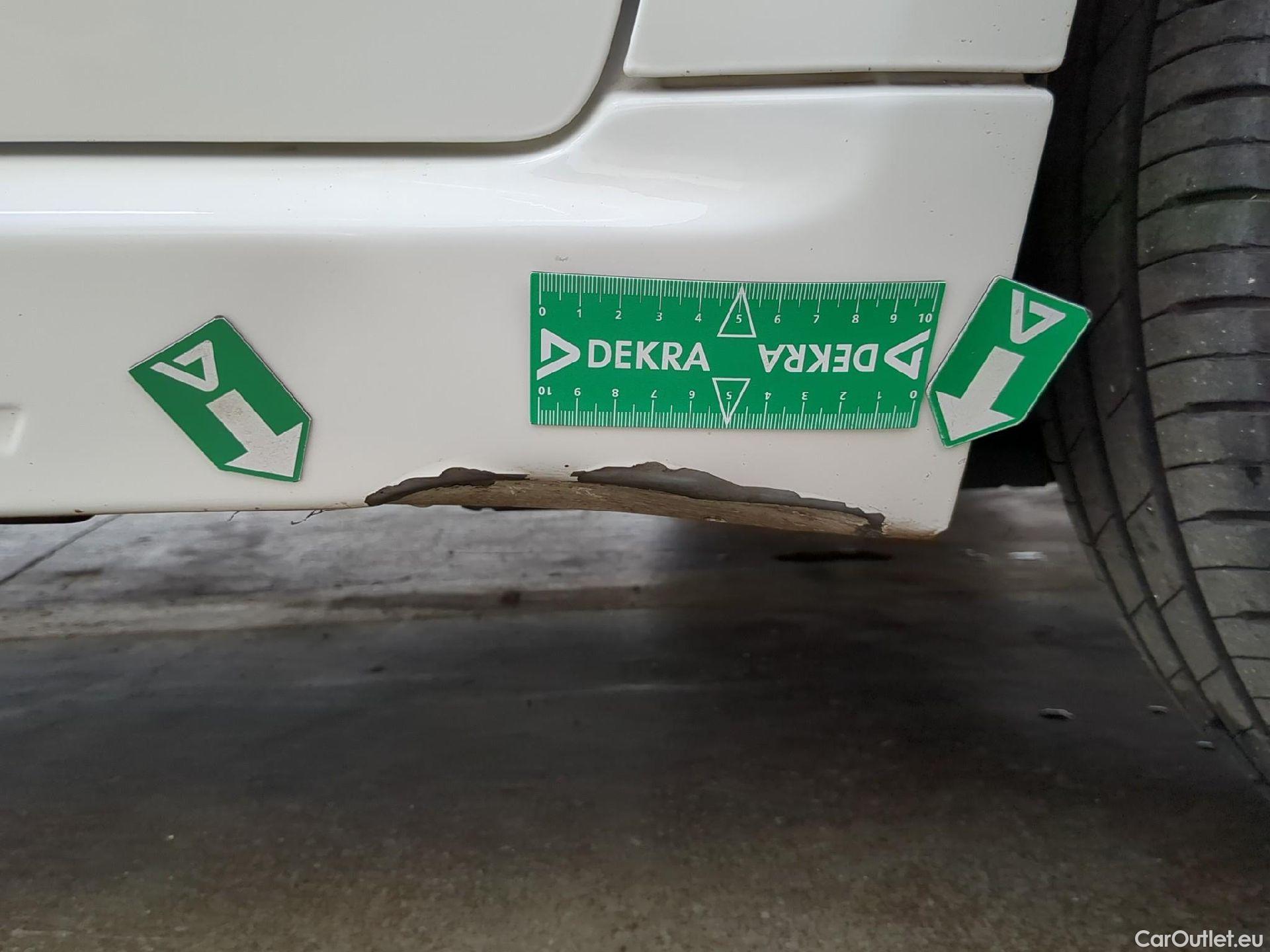  Fiat  500 FIAT  / 2015 / 3P / Berline Hybrid 1.0 BSG 70 ch Pack Con Tec #4