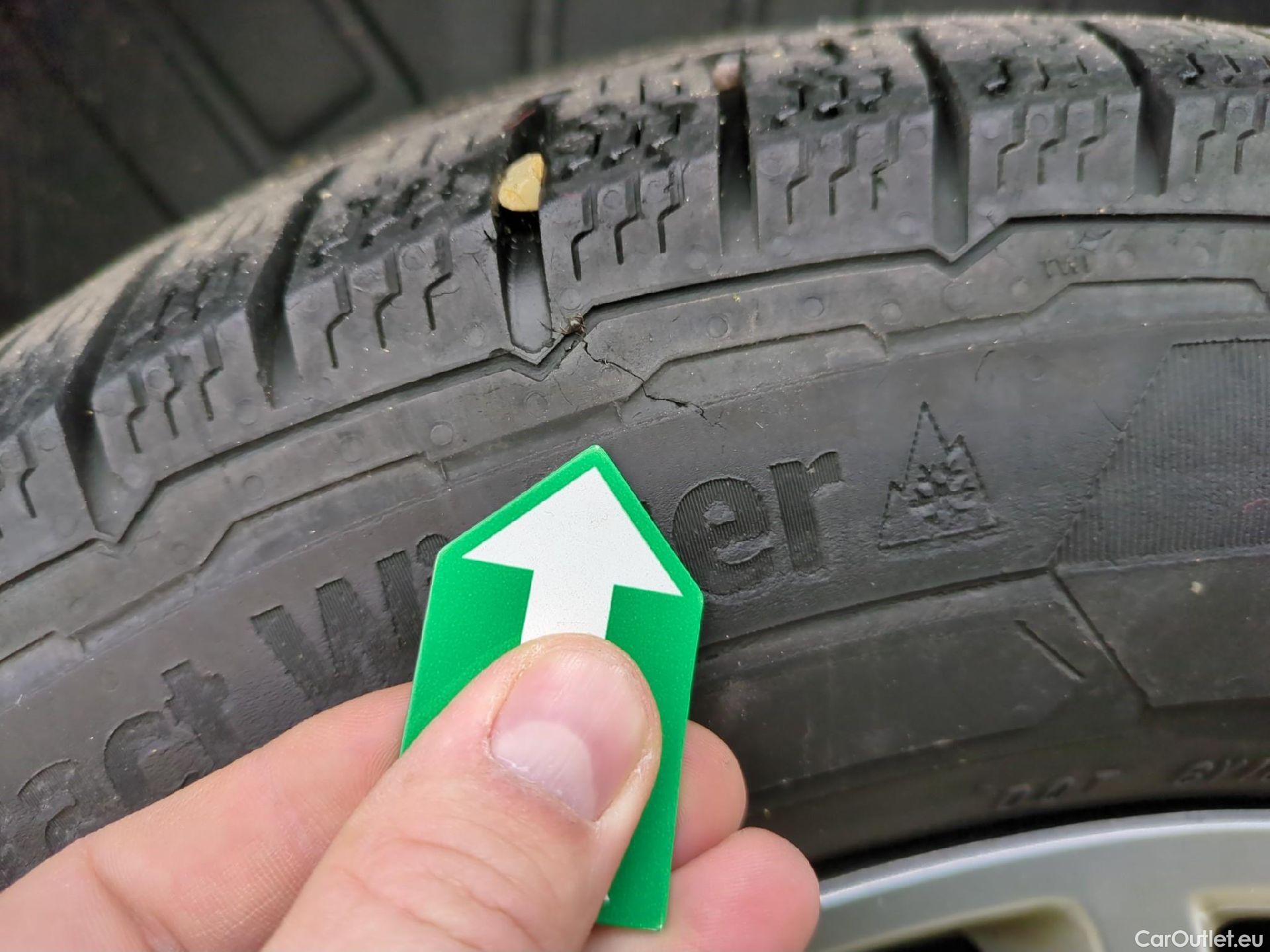  Ford  Transit  Custom/Tourneo Custom Combi 310 L1 Trend 2.0 TDCi 130CV BVM6 E6 #13