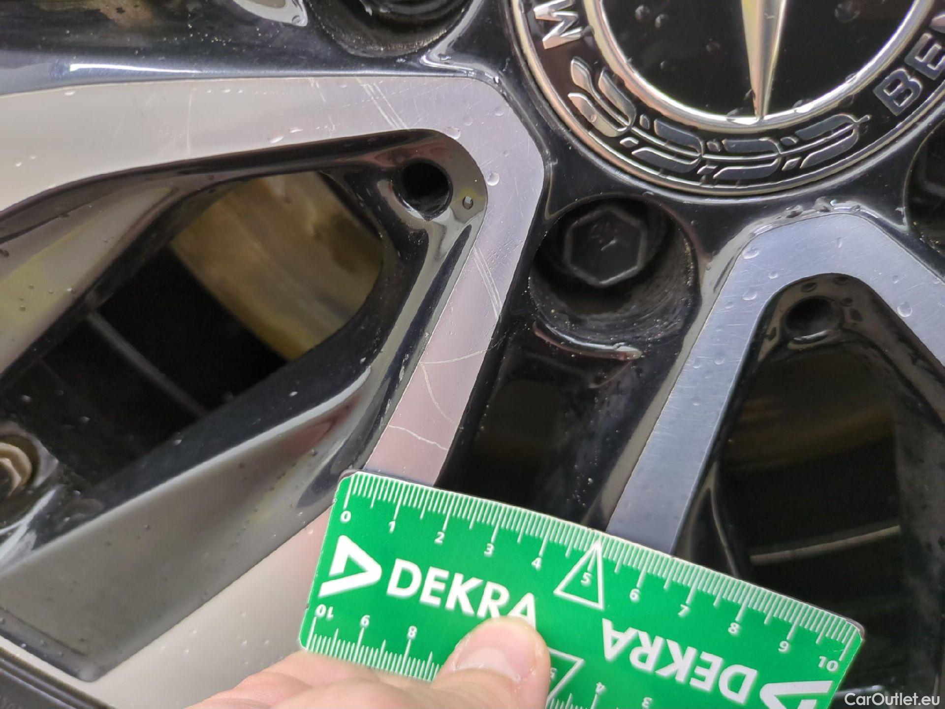  Mercedes  A-Klasse MERCEDES-BENZ Classe A Compact / 2018 / 5P / Berline A 250 e Business Line 8G-DCT #4